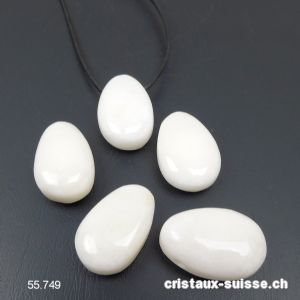 Jade blanc 3 cm percé avec cordon cuir à nouer