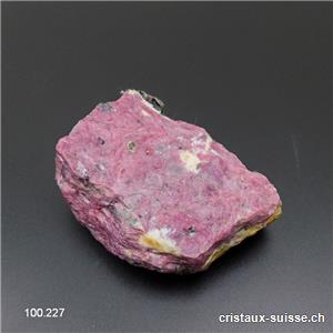 Rubis - Hornblende brut 6,5 x 4,5 x 2,8 cm. Pièce unique 196 Grammes
