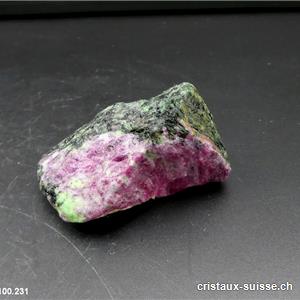 Rubis-Zoïsite verte brut 6 x 3,7 x 3,7 cm. Pièce unique