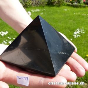 Pyramide Shungite, base 9 - 9,5 cm x haut 6,5 cm 