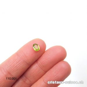 Péridot - Olivine - ovale facetté env. 6 x 4 mm