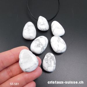 Magnésite - Howlite blanche 3 cm percée avec cordon cuir noir à nouer. Offre Spéciale