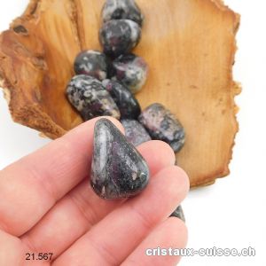 Eudialyte 2 - 3 cm / 14 à 18 grammes. Taille L. Qualité B, Offre Spéciale