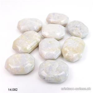 Jadéite noble beige-lilas, pierre anti-stress à pans coupés 2,8 - 3,5 x 2,2 - 2,5 cm