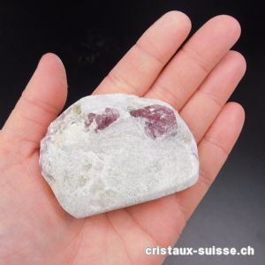 Spinelle et Pargasite dans marbre blanc. Pièce unique