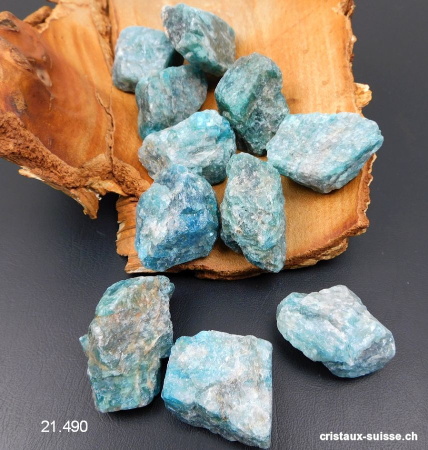 Apatite bleue brute de Madagascar 16 à 20 grammes. Taille L