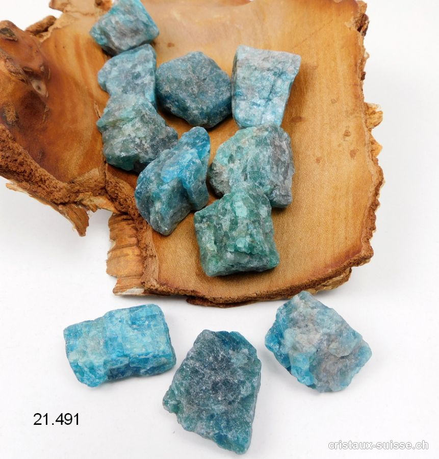 Apatite bleue brute de Madagascar 8 à 10 grammes