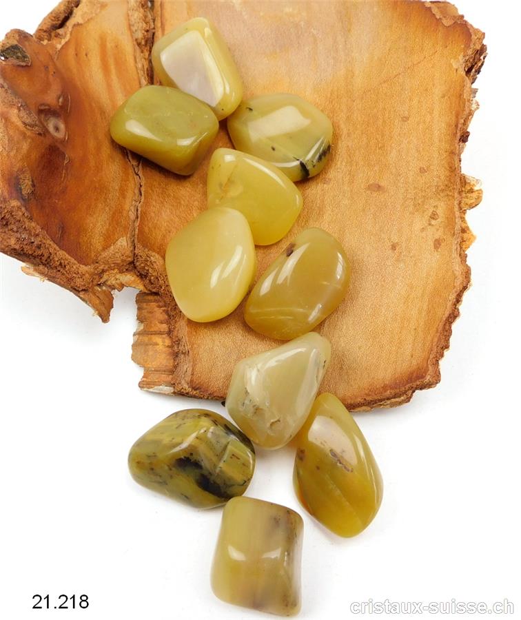 Opale Olive du Brésil, forme libre. Taille L