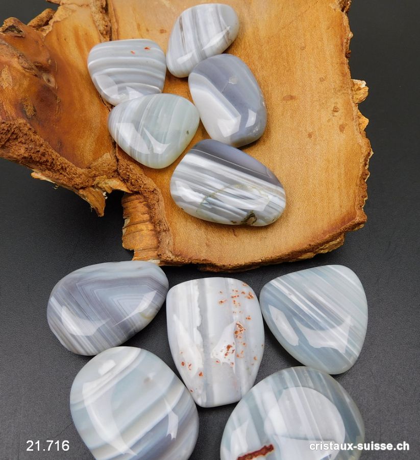 Agate gris-blanc lignée 3,5 à 4,5 cm. Taille L - XL. Qual. AB. OFFRE SPECIALE