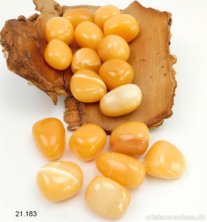 Calcite orange 18 à 23 grammes / 2,5 à 3 cm. Taille L