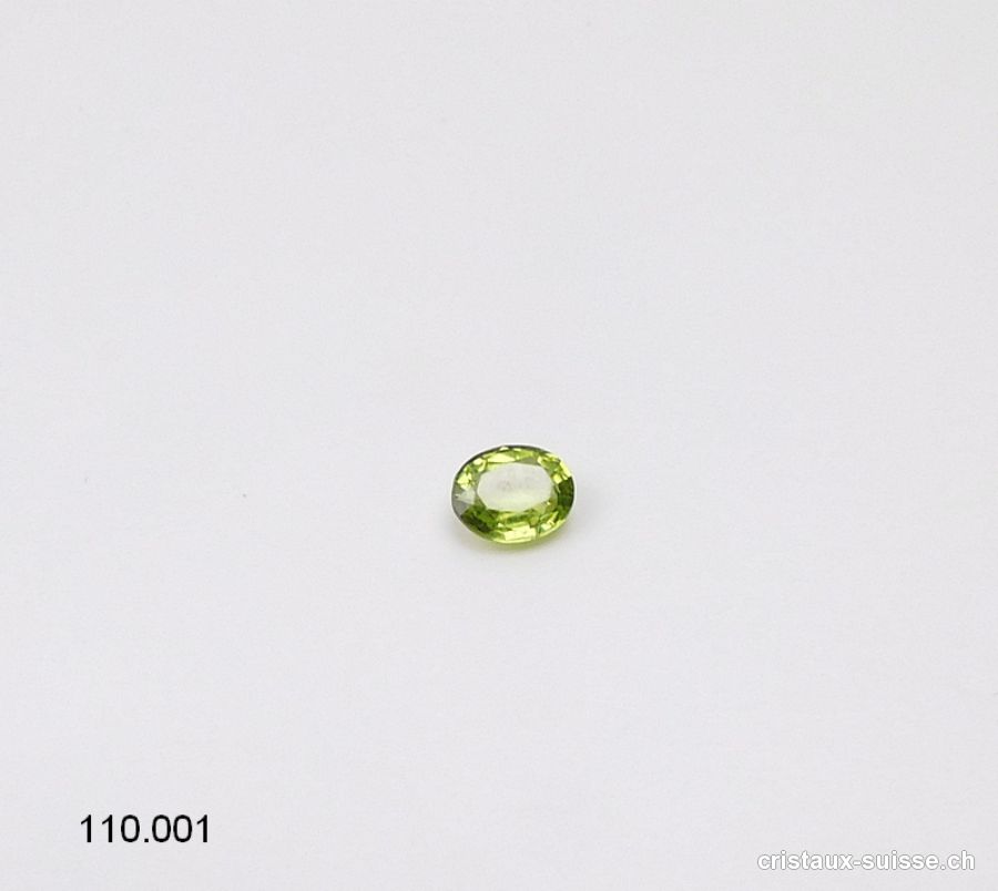 Péridot - Olivine - ovale facetté env. 6 x 4 mm