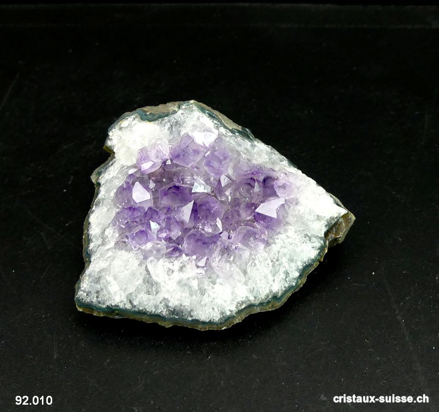 Améthyste du Brésil, druse 5,3 x 4,8 cm. Pièce unique