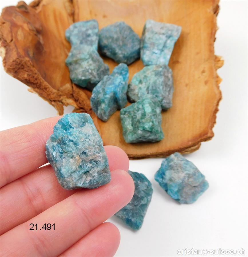Apatite bleue brute de Madagascar 8 à 10 grammes