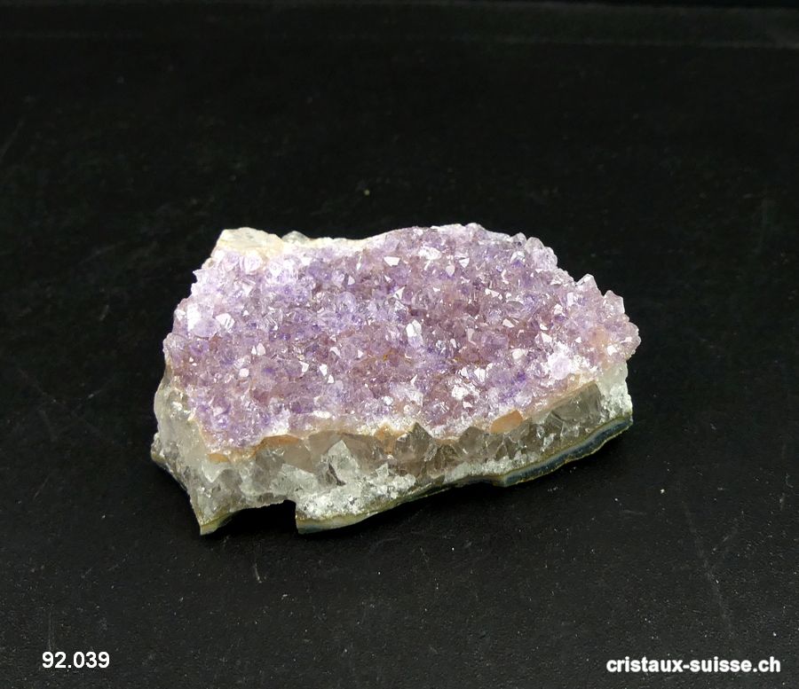 Améthyste du Brésil, petite druse 4,8 x 3,2 cm. Pièce unique