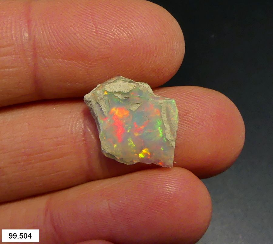 Opale brute d'Ethiopie. Pièce unique 3,4 carats