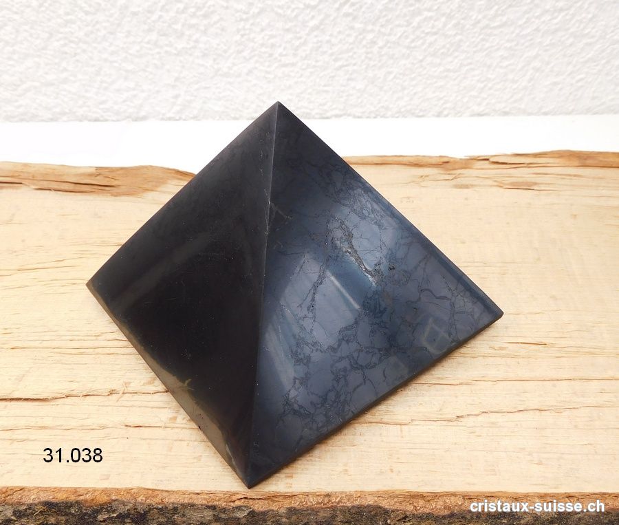 Pyramide Schungite 10 cm x haut. 6,5 cm, 550 à 600 grammes