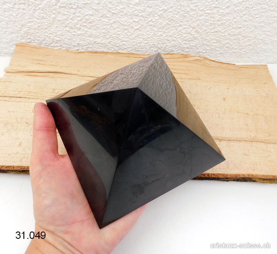 Pyramide Schungite 12 x haut. 8 cm / 1'000 grammes