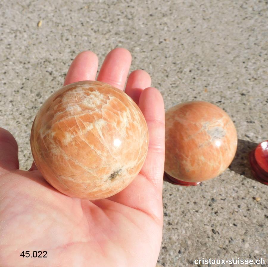 Boule Pierre de Lune saumon 5,5 à 5,7 cm / 228 - 248 grammes. Offre Spéciale