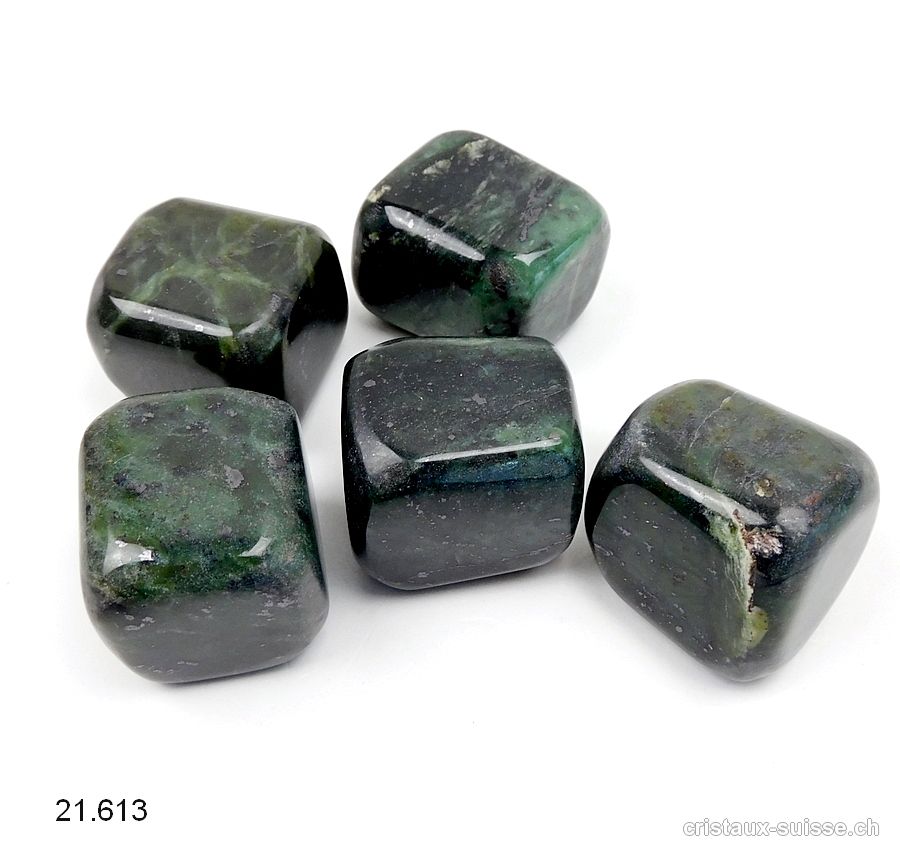 Néphrite Jade vert foncé env. 3 x 2,5 cm / 44 à 48 grammes. Taille XL