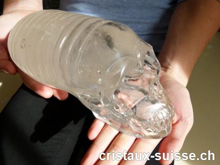 Crâne ALIEN Cristal de roche. Pièce unique 2'130 grammes. 